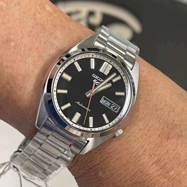 Seiko 5 sports clássico SRPK89 preto