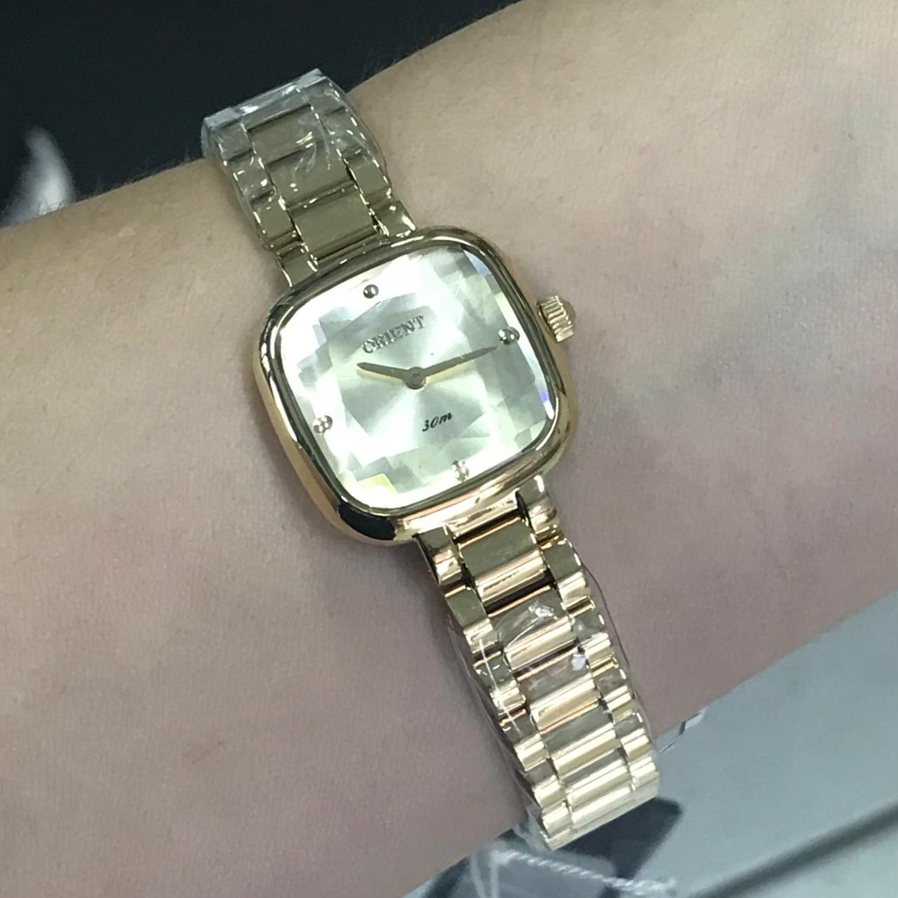 三月 Orient Quartzo Mini Analógico Feminino LGSS0063 Champanhe Dourado