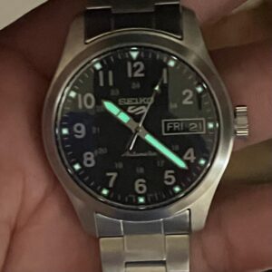 Seiko 5 Sports Field 36 mm Automatico SRPJ81 preto - Image 3