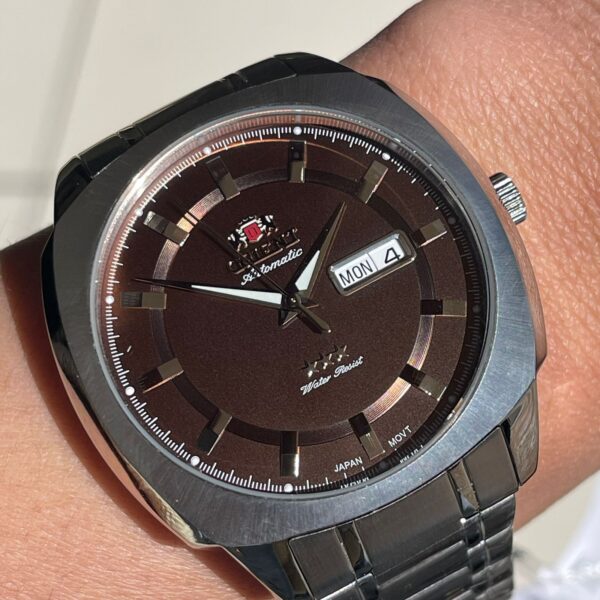 F49SS022 (5)