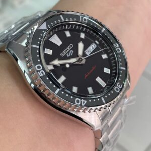 Seiko 5 Sports SRPL85B1 Preto - Image 4