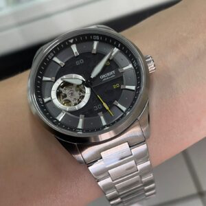 Orient Automatico Classico NH7SS003 Preto Prata - Imagem 4