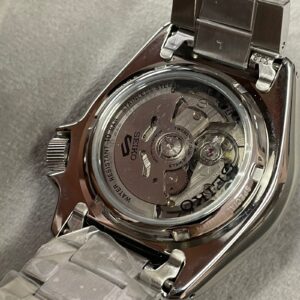 Seiko 5 Sport Checker Flag Special Edition Automatic SRPK67 Preto Prata - Imagem 6