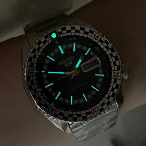 Seiko 5 Sport Checker Flag Special Edition Automatic SRPK67 Preto Prata - Imagem 7