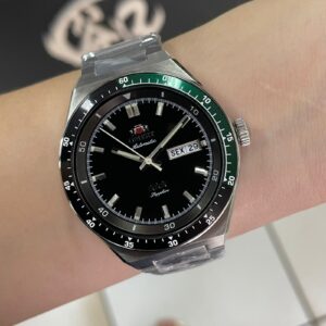 Orient Automatico 3 Estrelas Heritage YN6SS003-PE Preto Verde - Imagem 4