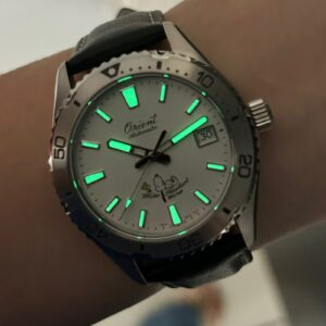 Orient Automatico Edição Limitada RA-AC0Q08S30B  Branco Prata - Imagem 6
