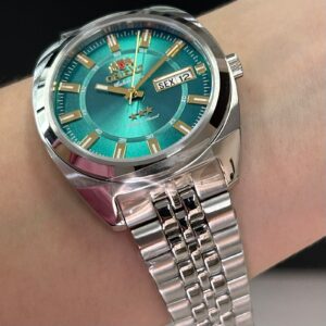 Orient 3 estrelas Automático Heritage YN6SS005 Verde (E) - Imagem 3